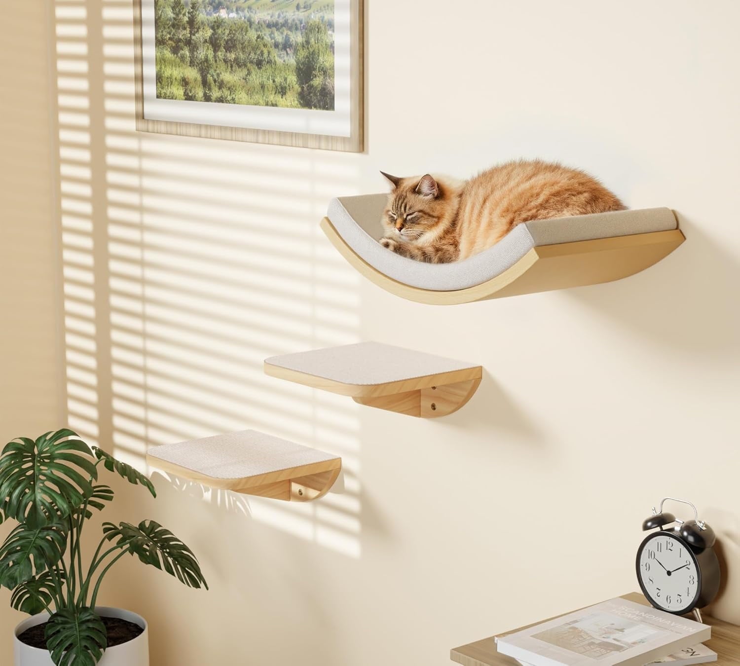 Curved Cat Wall Shelves with Sponge Mat, Wall Mounted Cats Sleeper Platform Shelf for Climb Play Nap, Wood Cat Shelf Perch Bed for Indoor